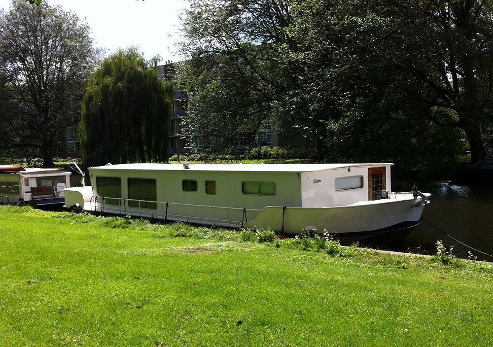 Dutch Canal Boat Apartment Amsterdam Exterior photo